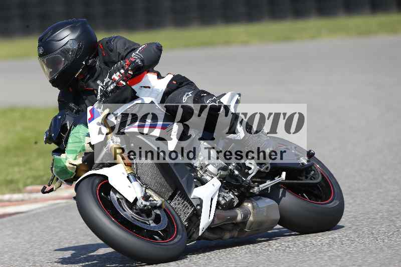 /44 09.08.2025 Plüss Moto Sport ADR/Einsteiger/50